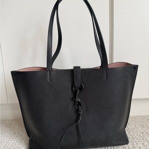 Elegant Black Leather Tote Bag